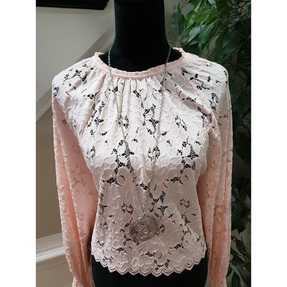 Free People Olivia Romantic Pink Lace Round Neck Flare Sleeve Blouse Size XS - Picture 2 of 15